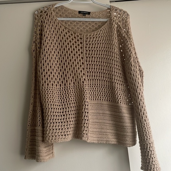 2/$15 3/$20🌹 525 America open crochet sweater - Picture 3 of 12